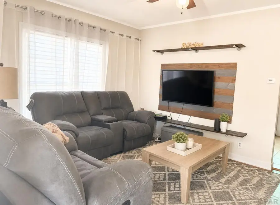 816 Van Buren St, Pueblo, CO 81004 - #2