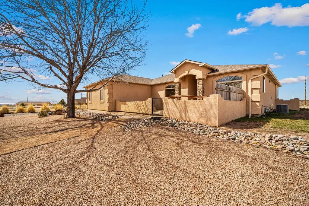 1225 N Parkridge Dr, Pueblo West, CO 81007 - #1