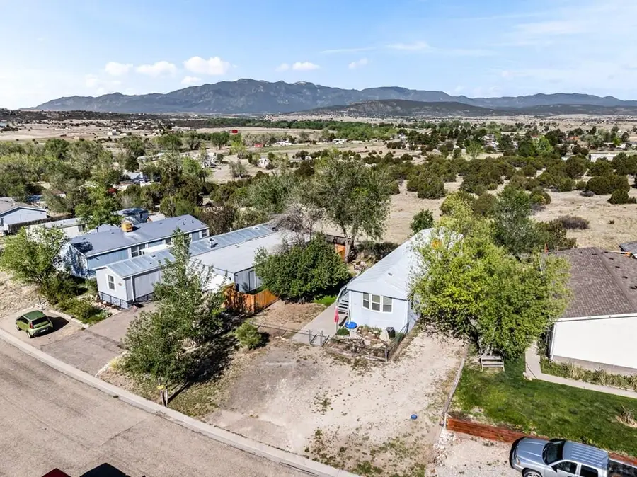 2929 Applewood Dr, Colorado City, CO 81019 - #2