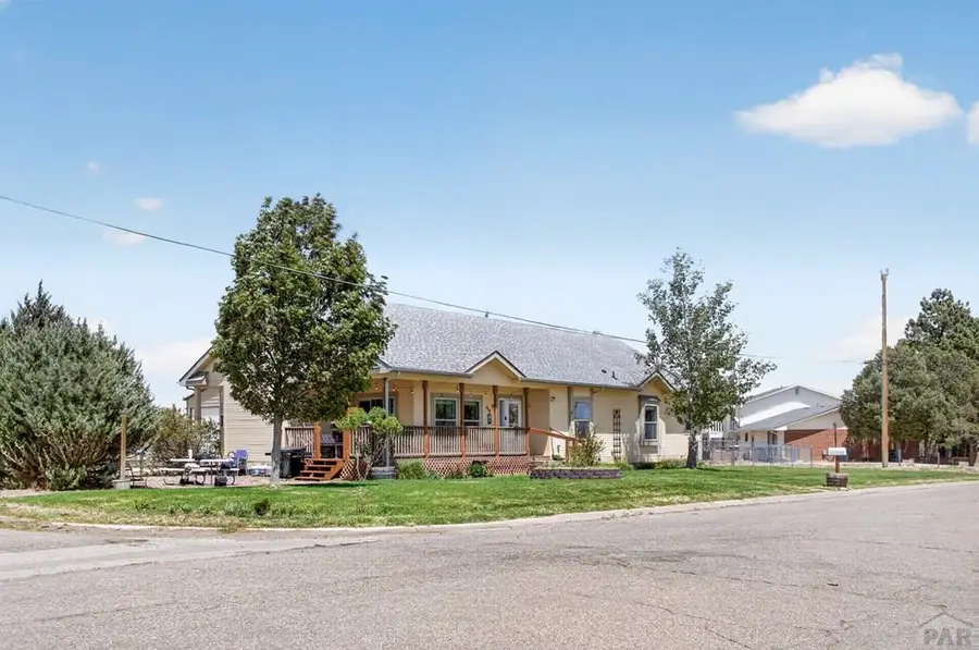 824 W Cedar St, Walsenburg, CO 81089 - #3