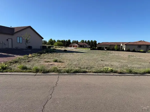 1812 Chianti Ct, Pueblo, CO 81001