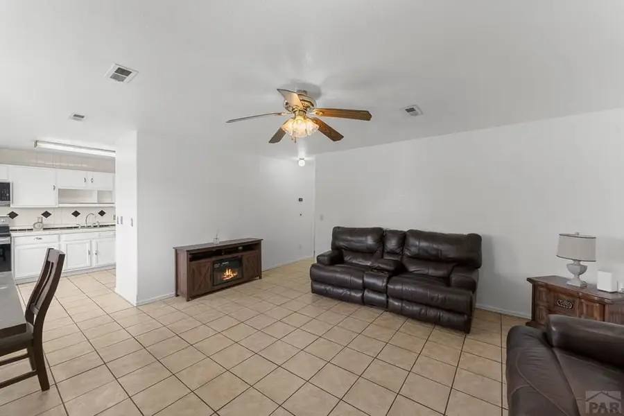 2717 Ontario St, Pueblo, CO 81004 - #3