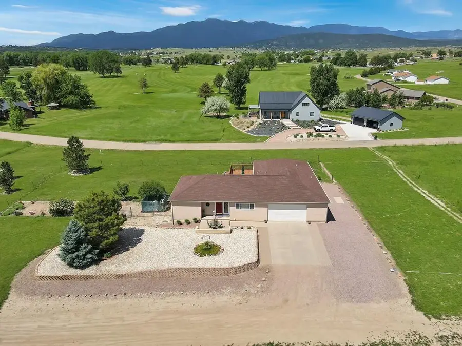 4480 Sandy Creek Dr, Colorado City, CO 81019 - #2