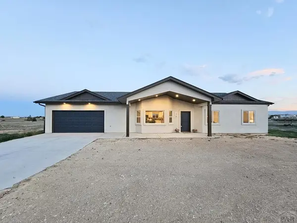 576 E Earl Dr, Pueblo West, CO 81007