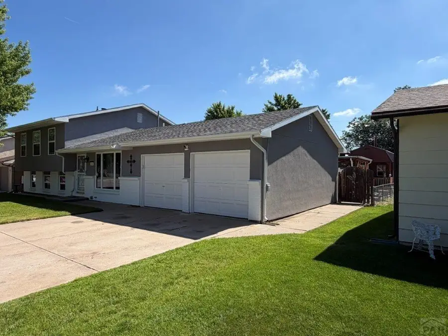1801 S 7th St, Lamar, CO 81052 - #2