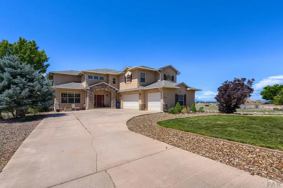438 W Hollister Dr, Pueblo West, CO 81007 - #3