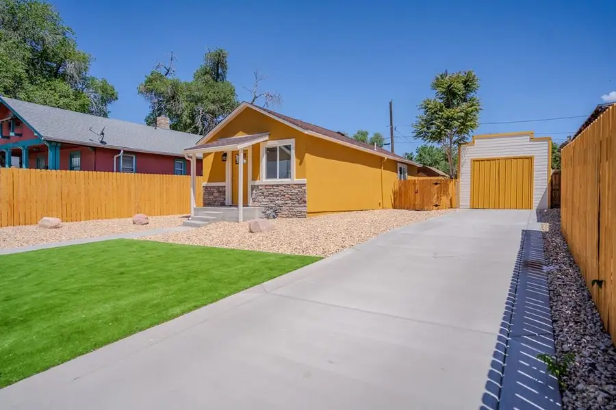 1605 E 10th St, Pueblo, CO 81001 - #2