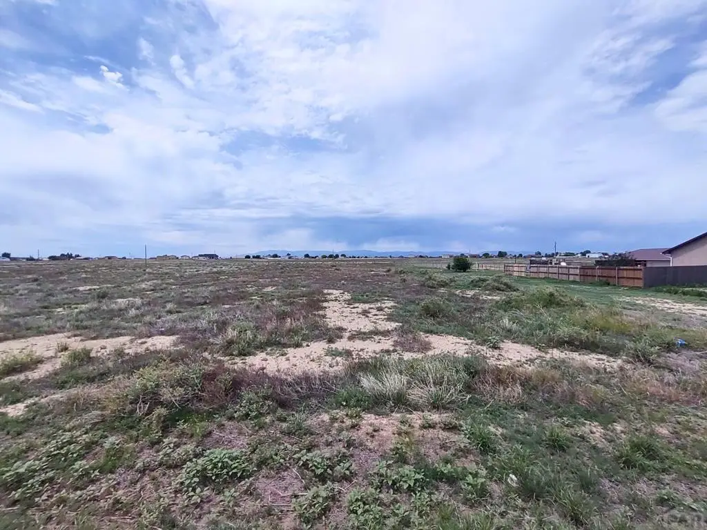 1358 E Kiva Dr, Pueblo West, CO 81007 - #1