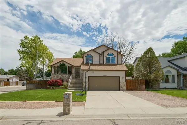 1702 Kingsroyal Blvd, Pueblo, CO 81005
