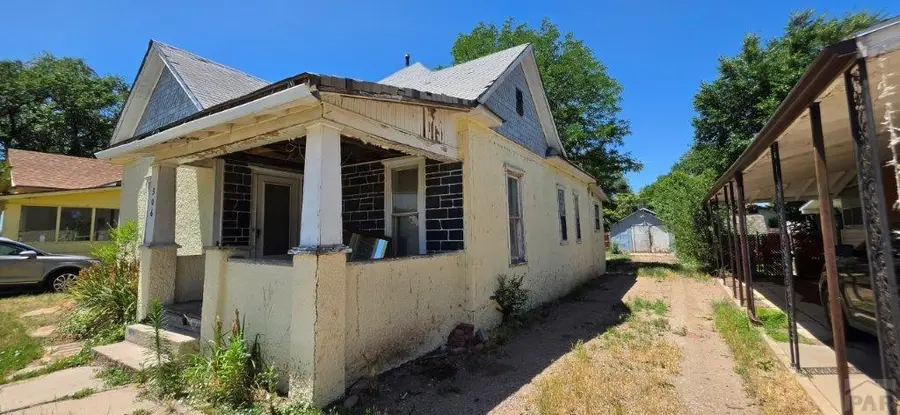 306 S 8th St, Lamar, CO 81052 - #2