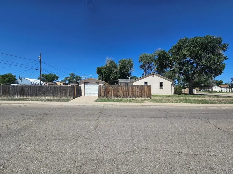 2400 W 15th St, Pueblo, CO 81003 - #2