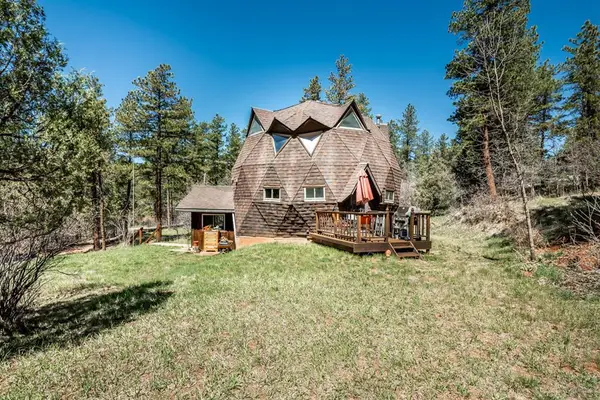 4962 North Creek Rd, Beulah, CO 81023