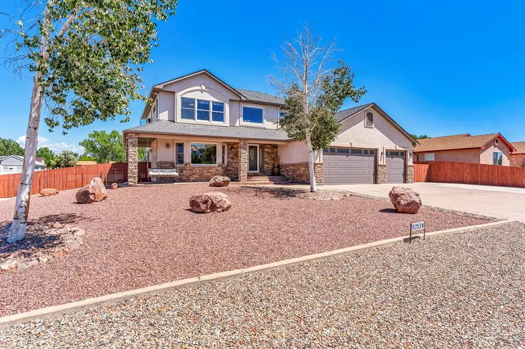 253 W Mangrum Dr, Pueblo West, CO 81007 - #1