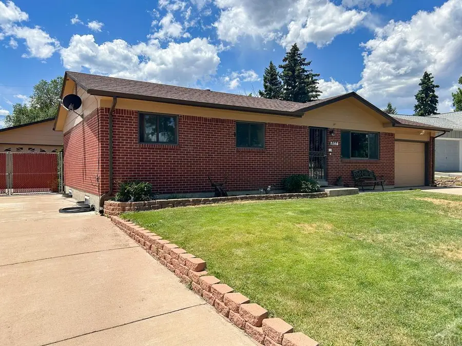 807 Dunston St, Colorado Springs, CO 80907 - #2