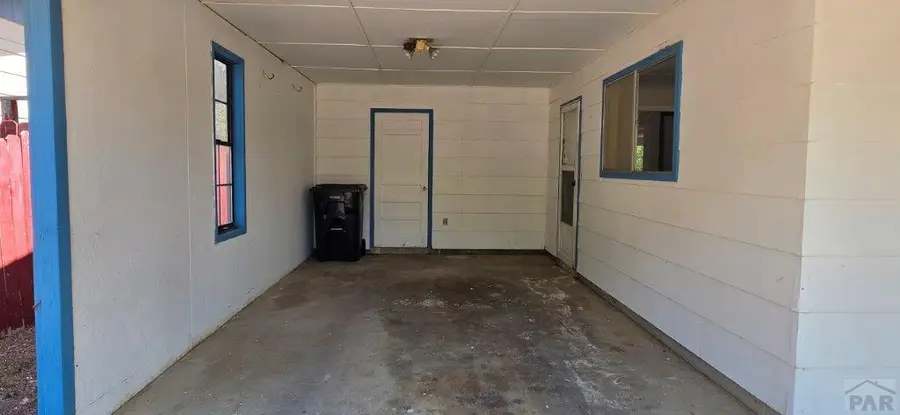 702 E Cedar St, Lamar, CO 81052 - #3