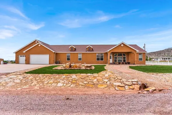 744 North St, Canon City, CO 81212