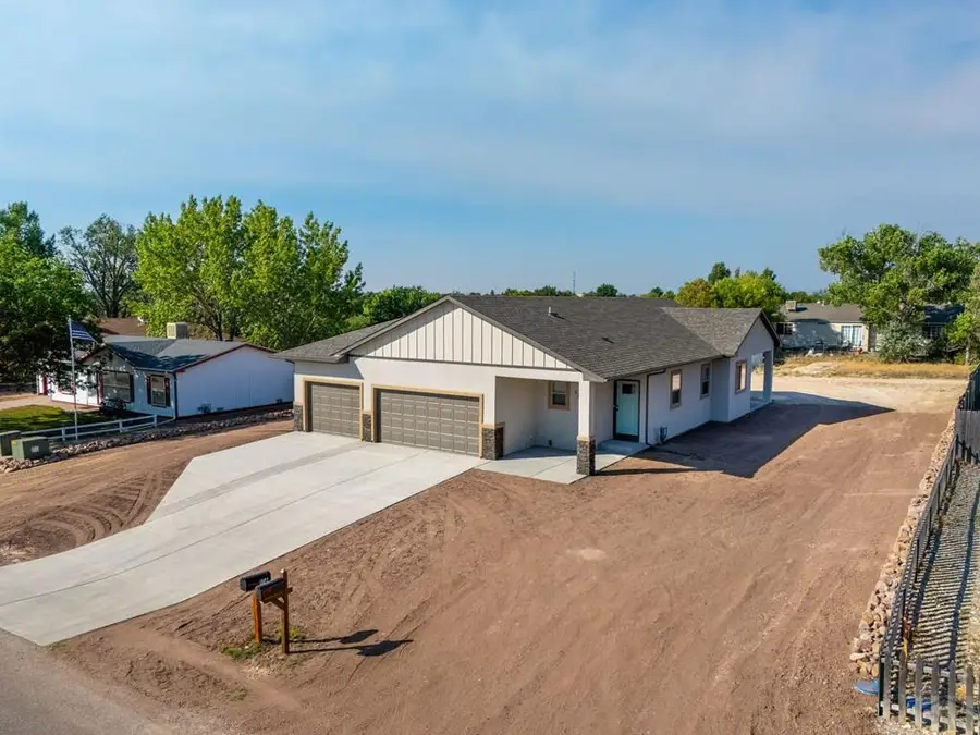 175 S Wiggins Dr, Pueblo West, CO 81007 - #3