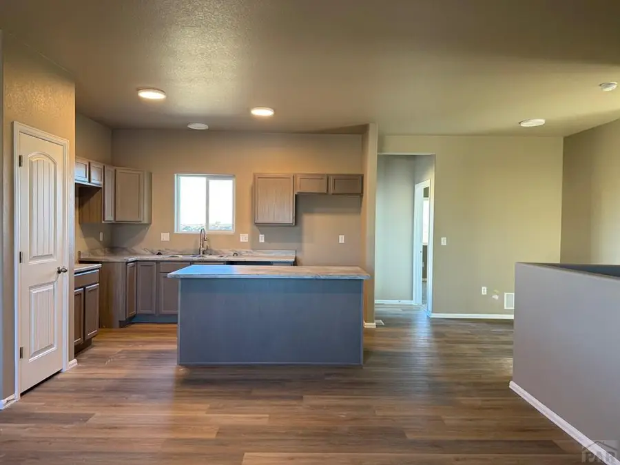 5215 Whistler Dr, Pueblo, CO 81008 - #2