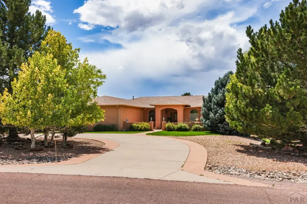 1155 S Greenway Ave, Pueblo, CO 81007 - #1