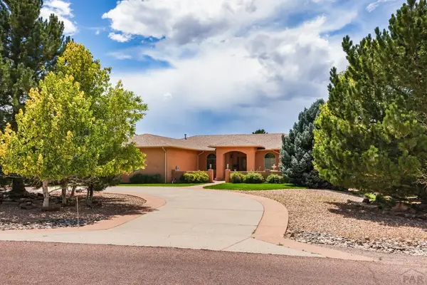 1155 S Greenway Ave, Pueblo, CO 81007