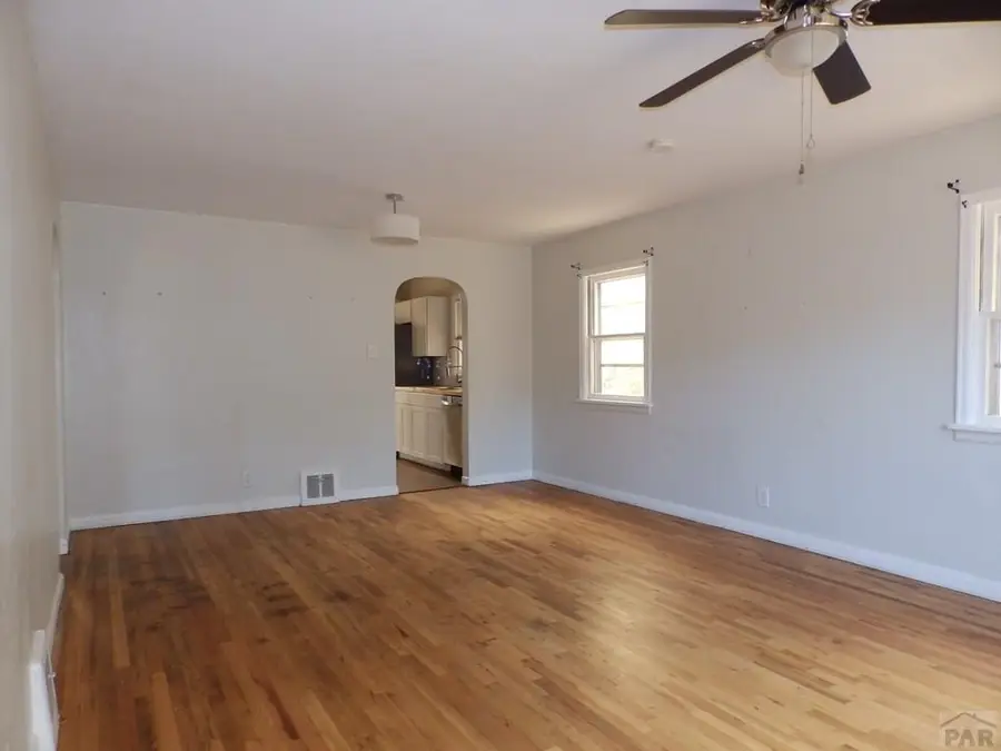 1422 Palmer Ave, Pueblo, CO 81004 - #2