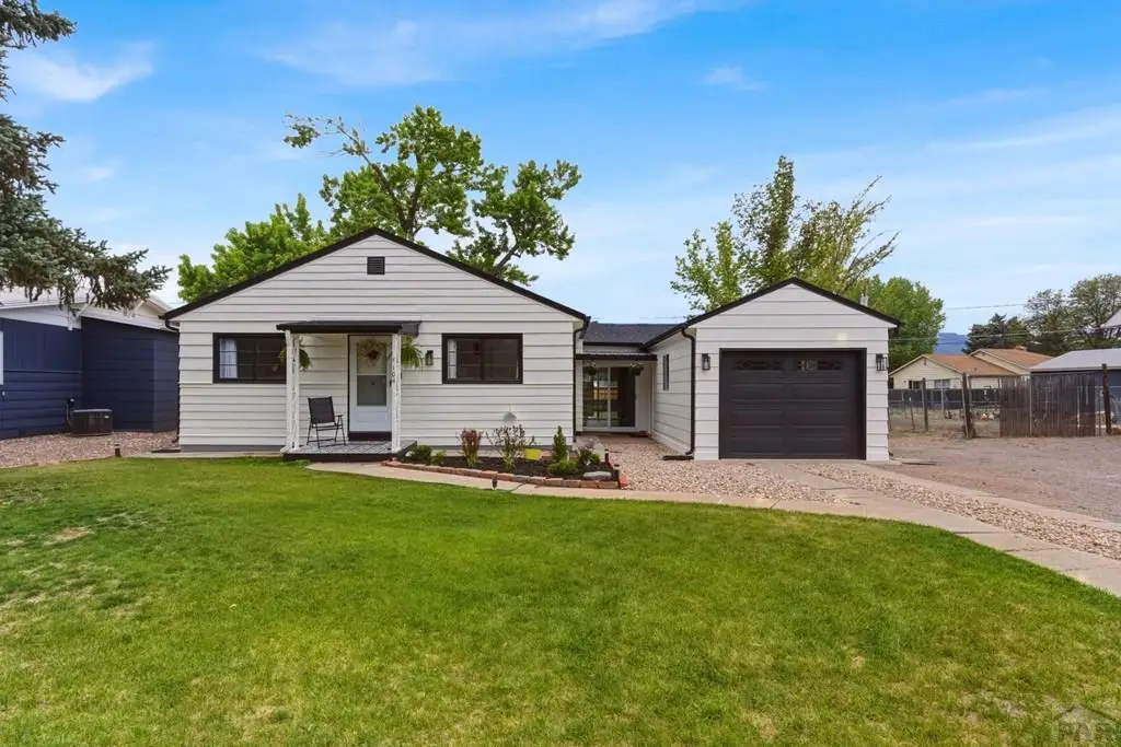 104 Circle Dr, Canon City, CO 81212 - #1