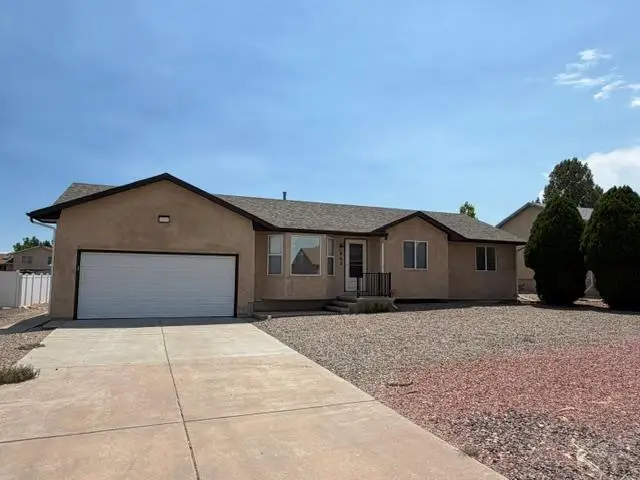 662 S Bayfield Ave, Pueblo West, CO 81007 - #1
