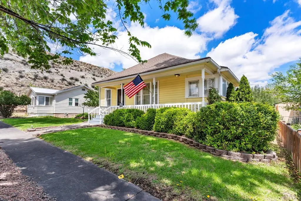 425 Pine Ave, Canon City, CO 81212 - #1
