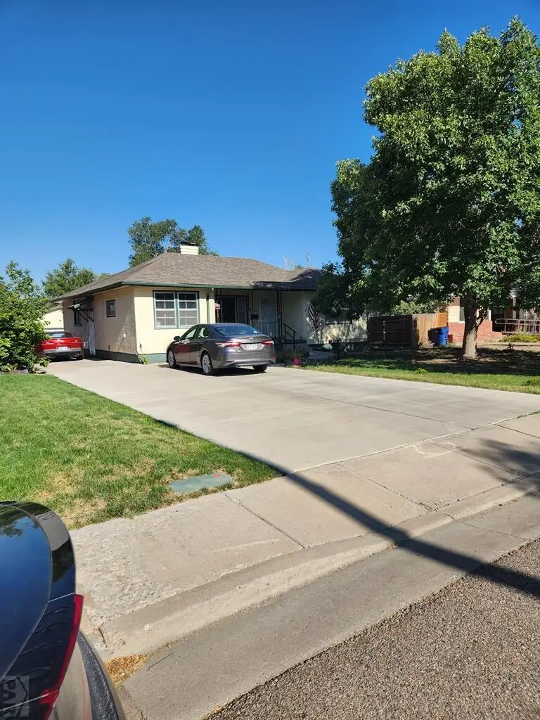 2107 Oakland Ave, Pueblo, CO 81004 - #1