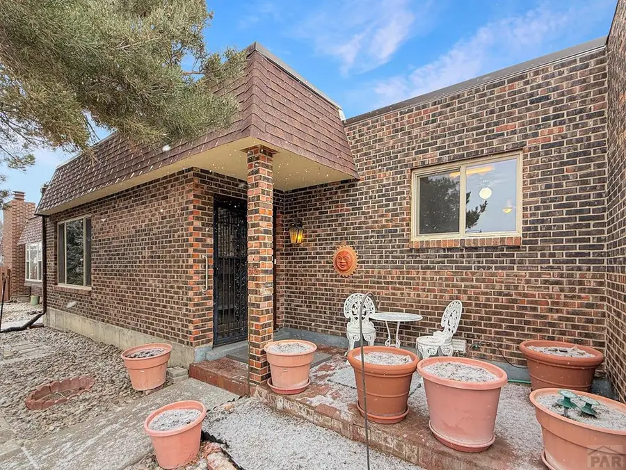 52 Villa Dr, Pueblo, CO 81001 - #3