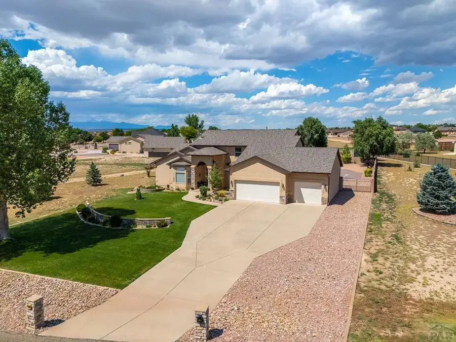 491 W Winterhaven Dr, Pueblo West, CO 81007 - #2