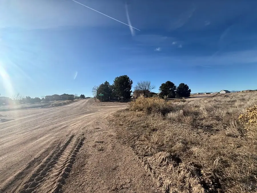 1009 S Glenbrook Dr, Pueblo West, CO 81007 - #3