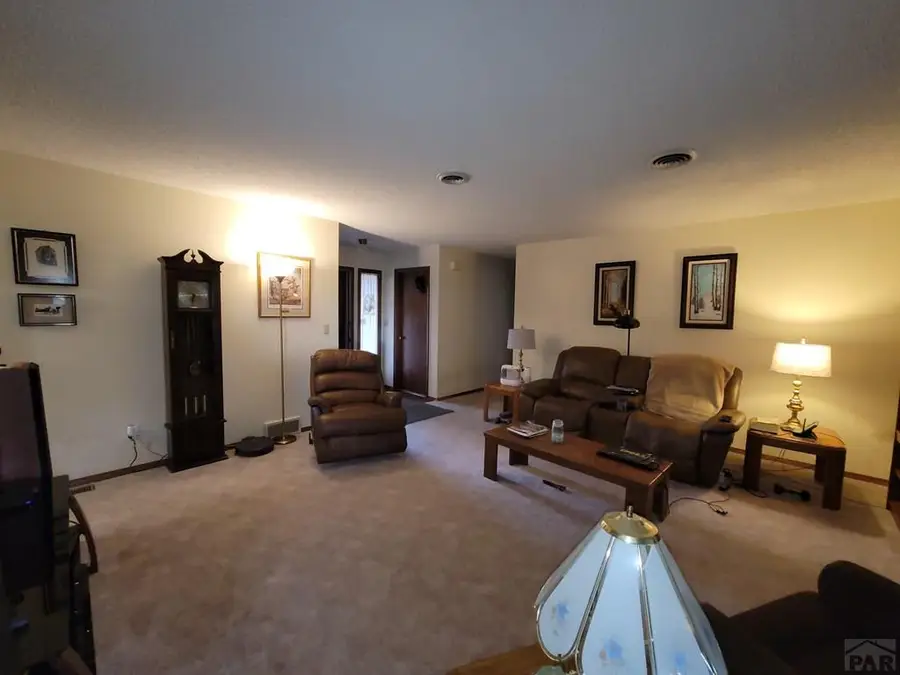 302 Willow Creek, Lamar, CO 81052 - #3