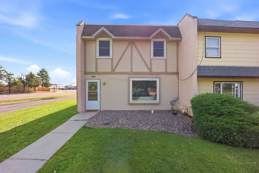 194 Gamble Lane, Pueblo, CO 81001 - #1