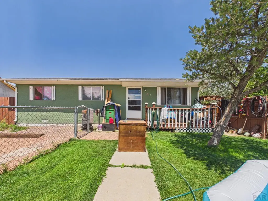 2121 W 11th St, Pueblo, CO 81003 - #1