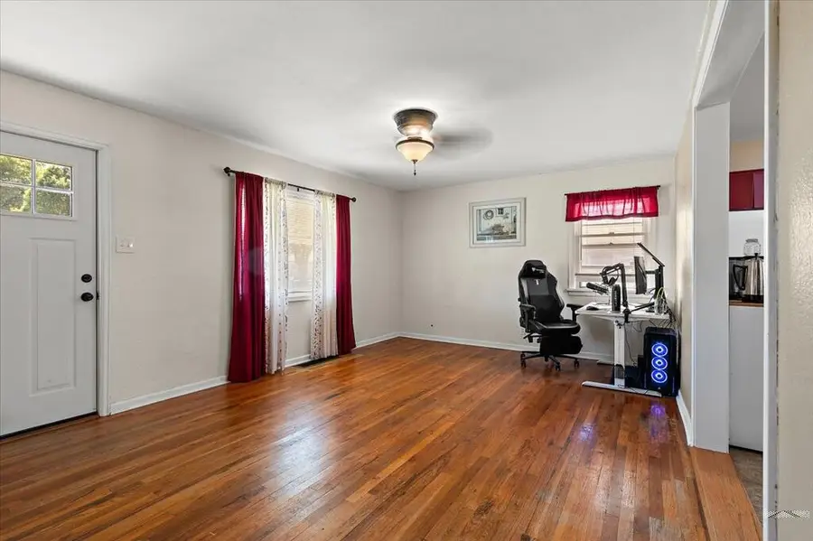 737 Airlane Ave, Pueblo, CO 81005 - #2