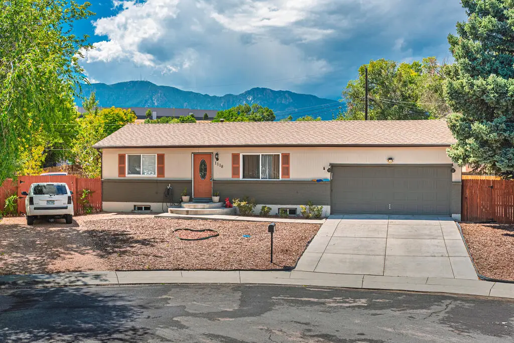 1118 Maxwell St, Colorado Springs, CO 80906 - #1