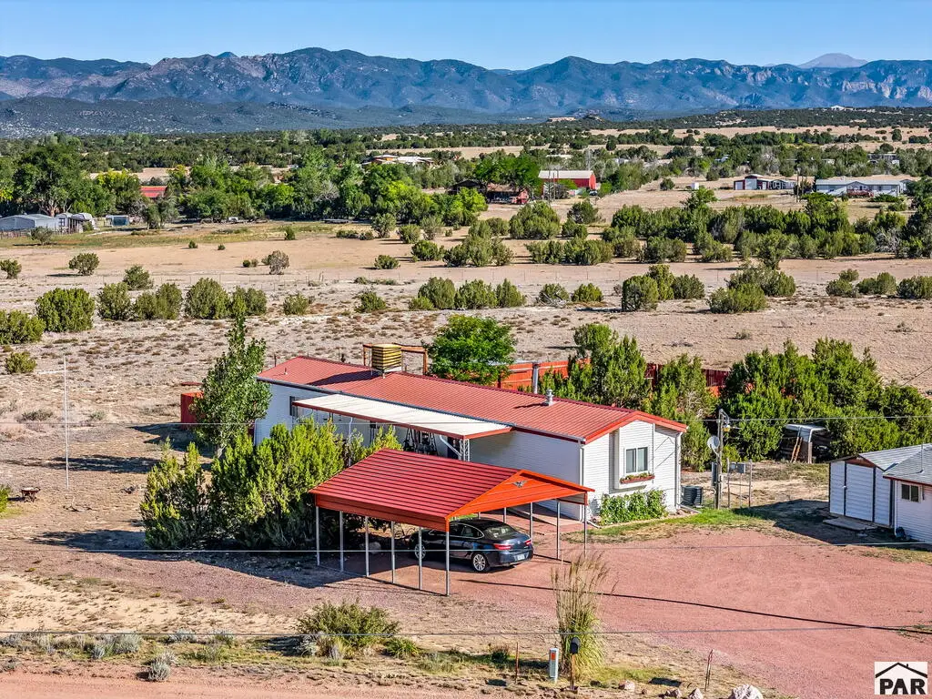 325 5th St, Penrose, CO 81240 - #1