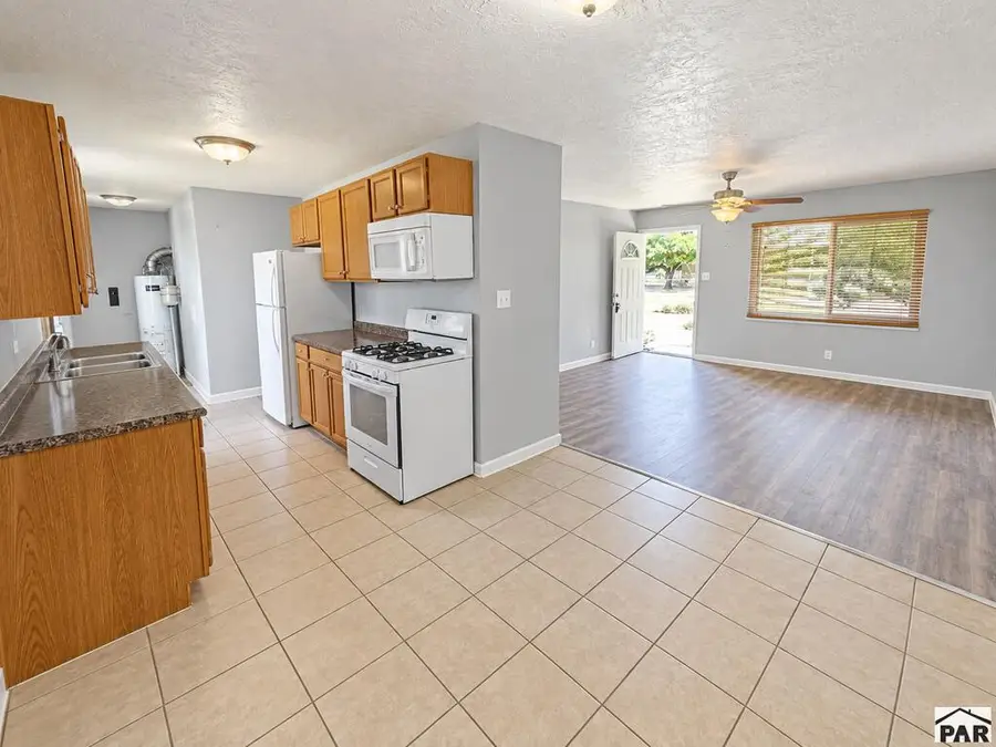 202 Jane St, Avondale, CO 81022 - #3