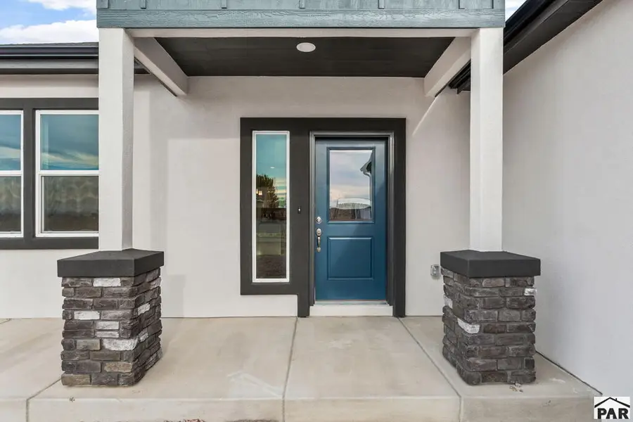 280 S Meriweather Dr, Pueblo West, CO 81007 - #3