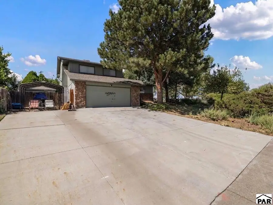 103 Starlite Dr, Pueblo, CO 81005 - #2