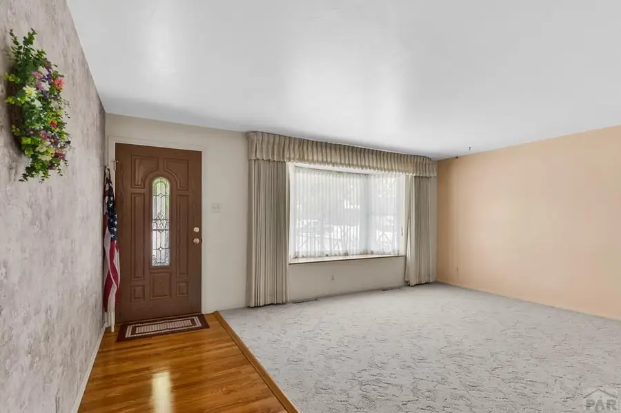 2690 Hollywood Dr, Pueblo, CO 81005 - #2