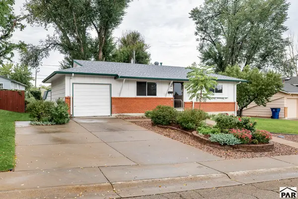 44 Glenmore Rd, Pueblo, CO 81001
