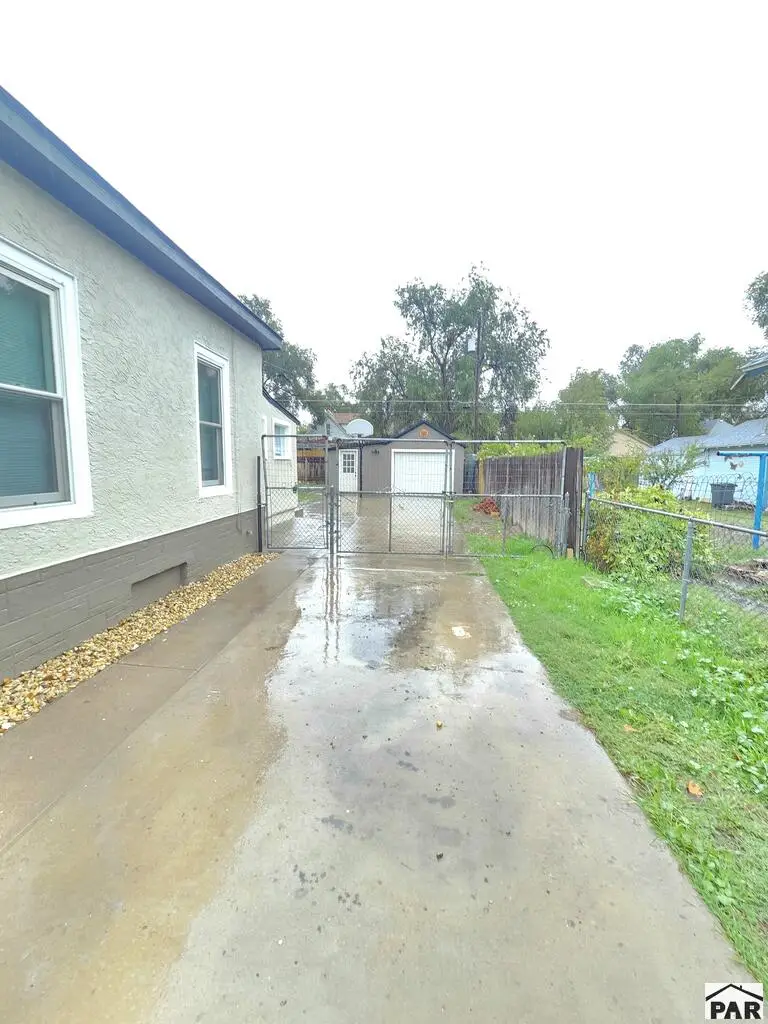 1022 Claremont Ave, Pueblo, CO 81004 - #3