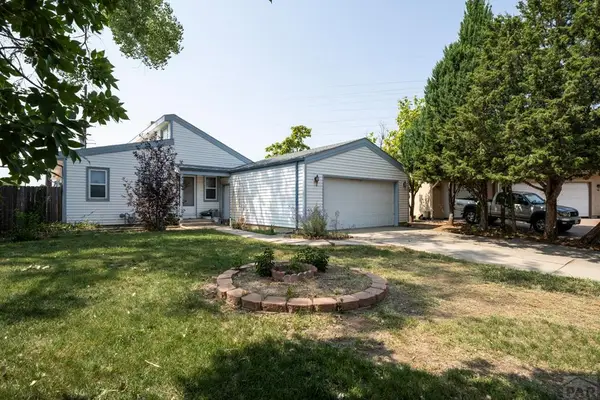 14 Crested Hill Ct., Pueblo, CO 81008