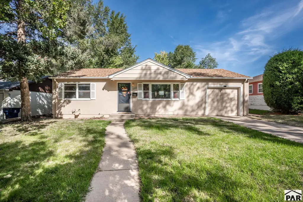 1213 Horseshoe Dr, Pueblo, CO 81001 - #1