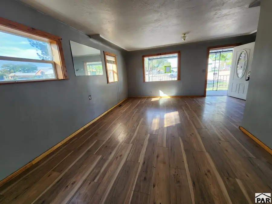 1402 E Ash St, Pueblo, CO 81001 - #2