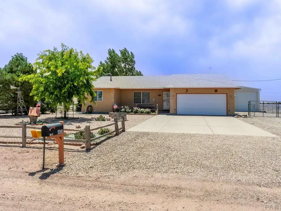 403 N Desert Cove Dr, Pueblo West, CO 81007 - #2