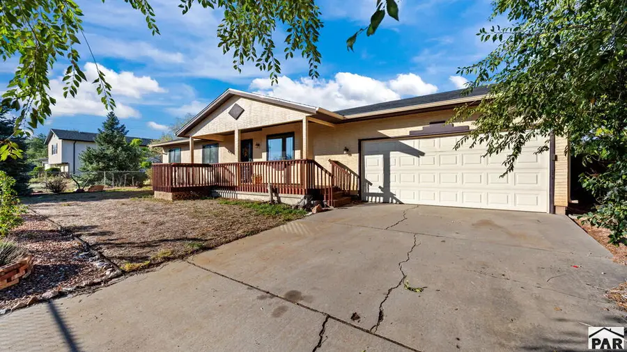 465 S Falcon Dr, Pueblo West, CO 81007 - #2