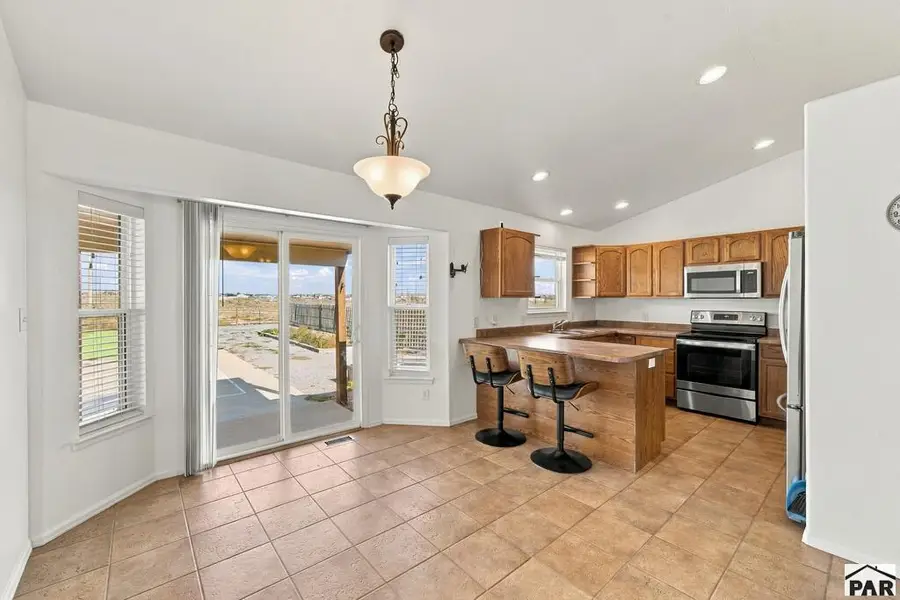 959 E Moonbeam Dr, Pueblo West, CO 81007 - #3
